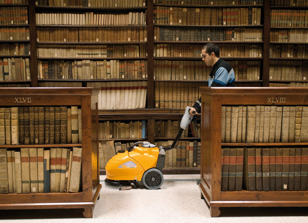 Baby E - Scheuersaugautomat mit Netzkabel